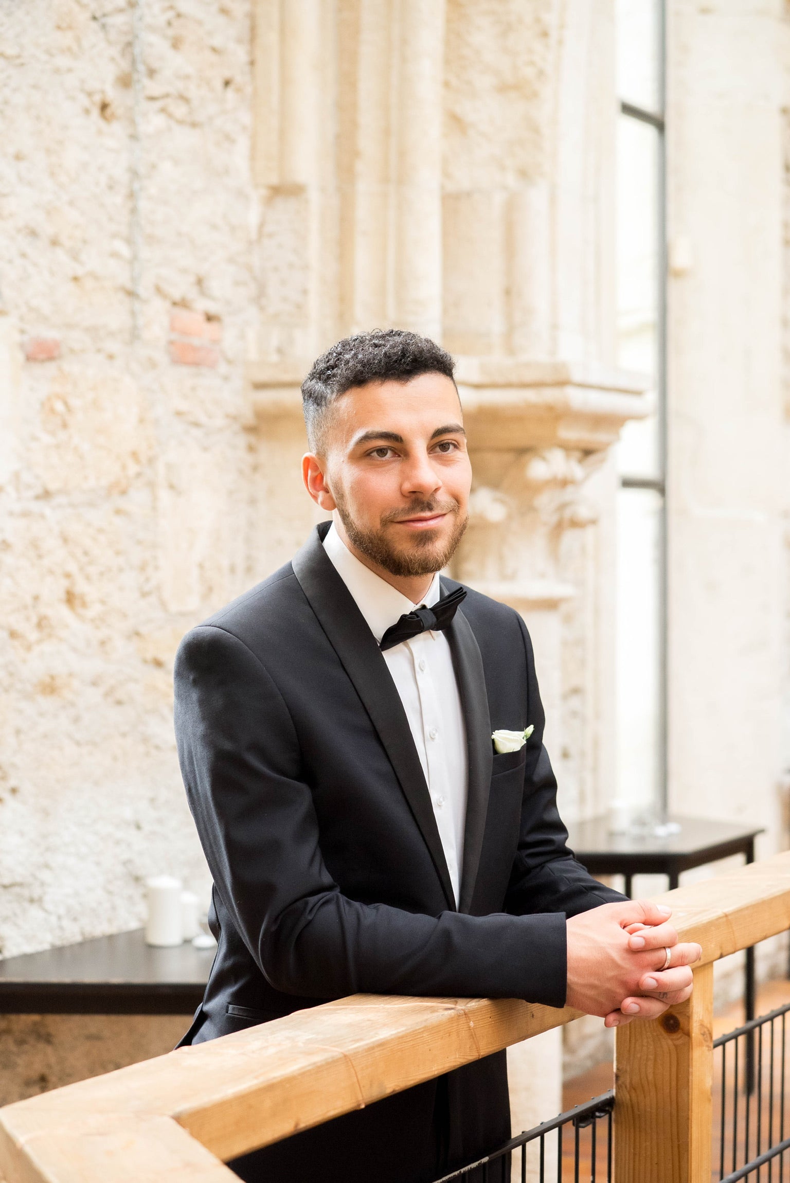 Je vous accompagne ponctuellement pour structurer vos idées et avancer sereinement dans l’organisation de votre mariage.

Des séances personnalisées, bienveillantes et concrètes, pour y voir clair et garder confiance tout au long du parcours.